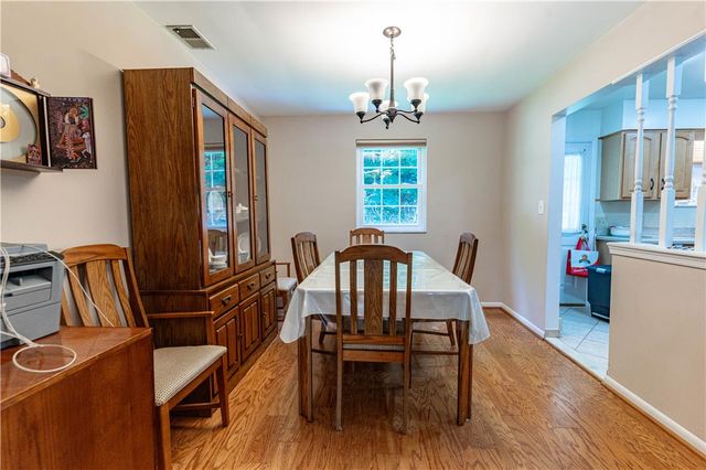 2442 Lisa Lane, Allentown City, PA 18104