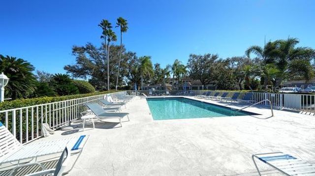 9601 CASTLE POINT DRIVE 815, Sarasota, FL 34238