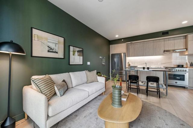 188 W Saint James Street 11817, San Jose, CA 95110