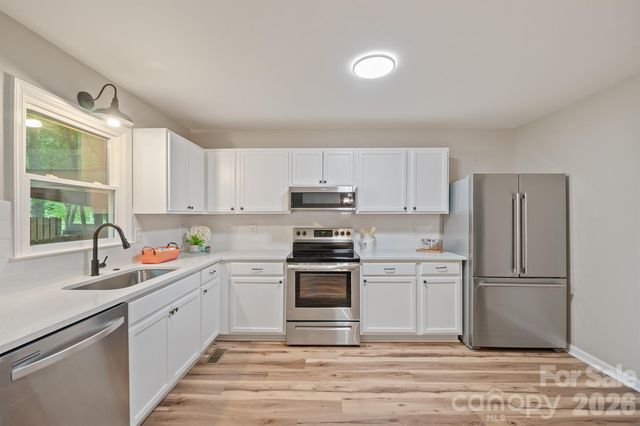 727 Boulder Place, Statesville, NC 28625