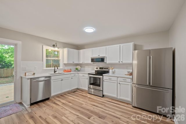727 Boulder Place, Statesville, NC 28625