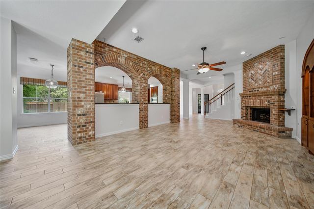 14 Beauty Bower Place, The Woodlands, TX 77382