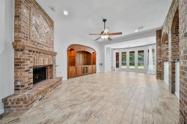 14 Beauty Bower Place, The Woodlands, TX 77382