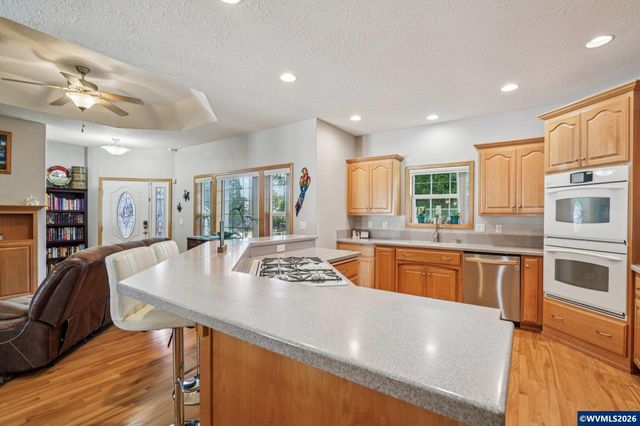 724 Lost Ln N, Keizer, OR 97303