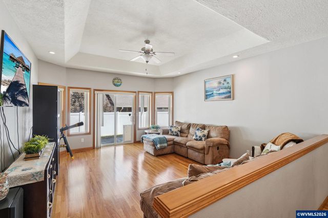 724 Lost Ln N, Keizer, OR 97303