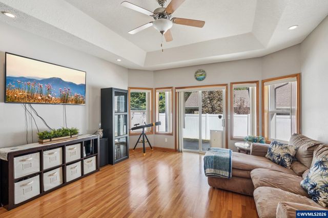 724 Lost Ln N, Keizer, OR 97303