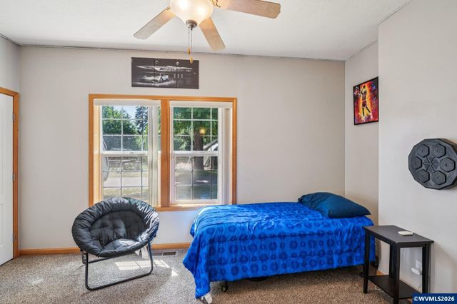 724 Lost Ln N, Keizer, OR 97303