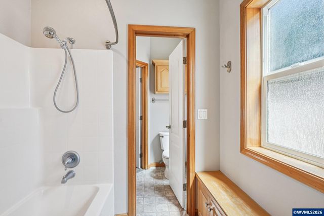 724 Lost Ln N, Keizer, OR 97303