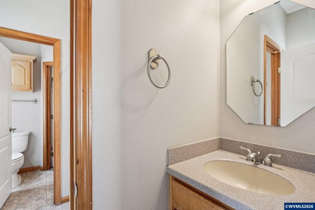 724 Lost Ln N, Keizer, OR 97303