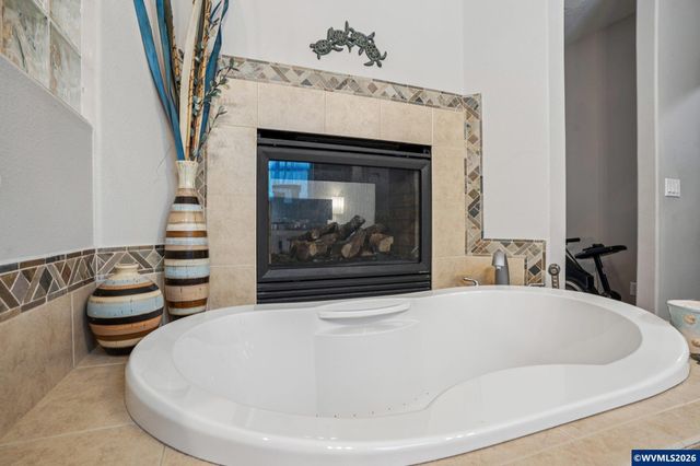 724 Lost Ln N, Keizer, OR 97303