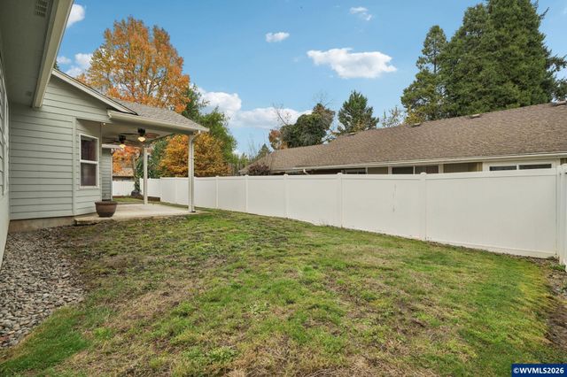 724 Lost Ln N, Keizer, OR 97303