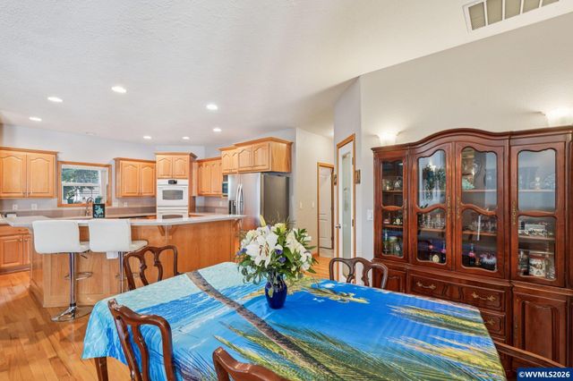 724 Lost Ln N, Keizer, OR 97303