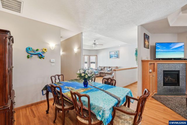 724 Lost Ln N, Keizer, OR 97303