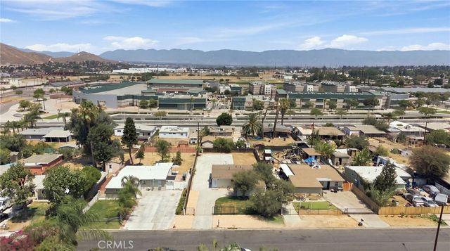 777 Arliss, Riverside, CA 92507