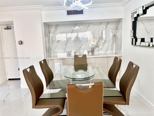 3701 N Country Club Dr 1505, Aventura, FL 33180