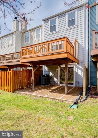 5919 DUNGENESS LN, Alexandria, VA 22315