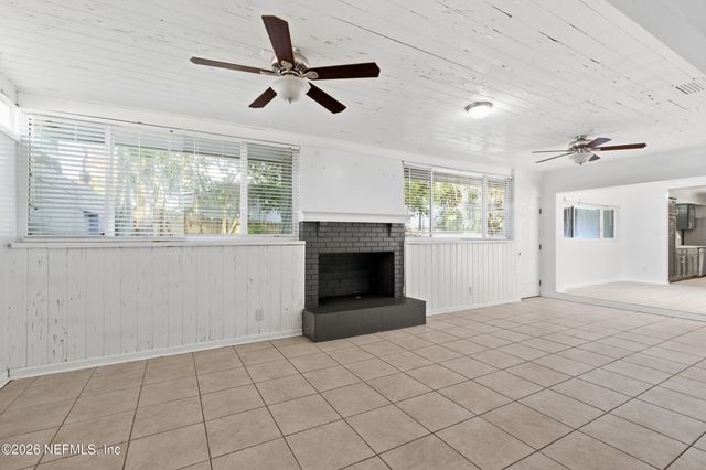 6231 RIVIERA MANOR Drive, Jacksonville, FL 32216