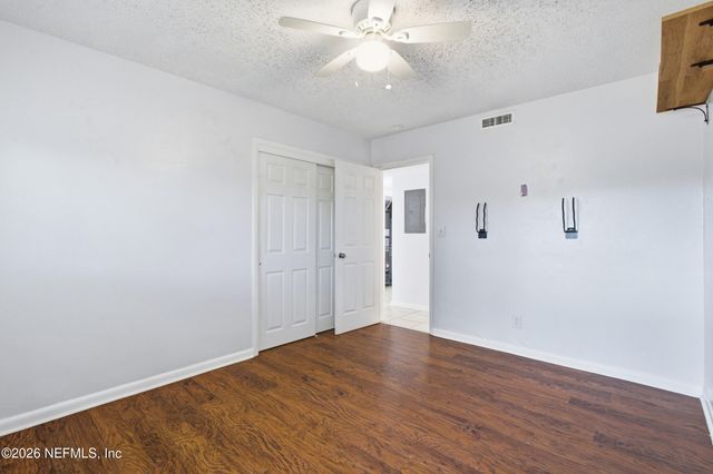 6231 RIVIERA MANOR Drive, Jacksonville, FL 32216