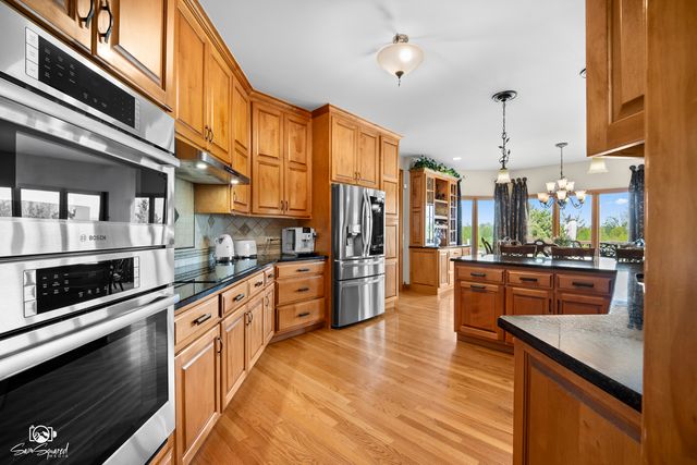 5915 Rosinweed Lane, Naperville, IL 60564