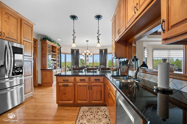 5915 Rosinweed Lane, Naperville, IL 60564