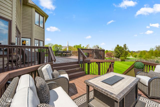5915 Rosinweed Lane, Naperville, IL 60564