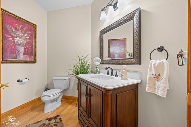 5915 Rosinweed Lane, Naperville, IL 60564