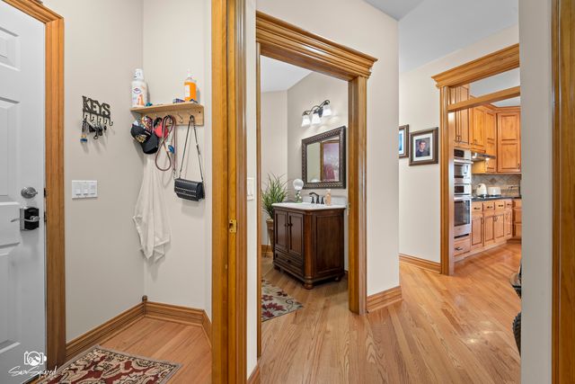 5915 Rosinweed Lane, Naperville, IL 60564