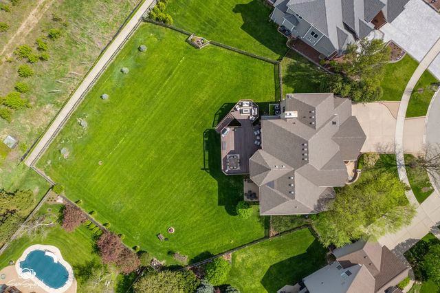 5915 Rosinweed Lane, Naperville, IL 60564
