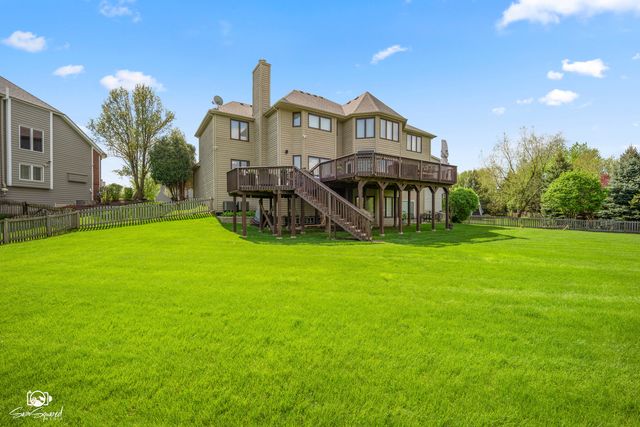 5915 Rosinweed Lane, Naperville, IL 60564