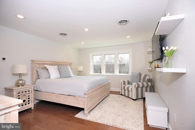 8276 BROAD NECK RD, Chestertown, MD 21620