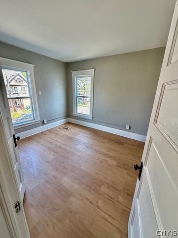 225 West Corning Avenue, Syracuse, NY 13205