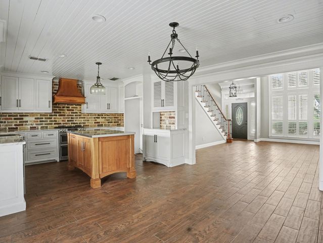 2802 Boyd Street, Ennis, TX 75119