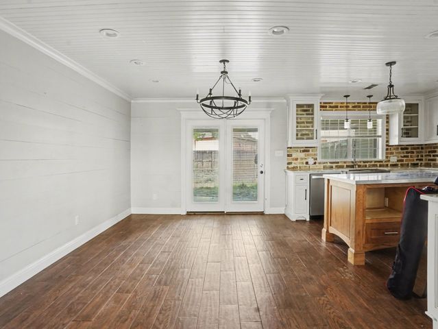 2802 Boyd Street, Ennis, TX 75119