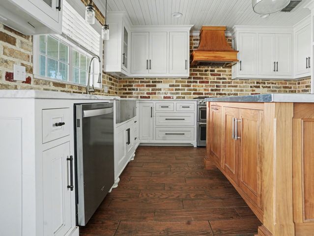 2802 Boyd Street, Ennis, TX 75119