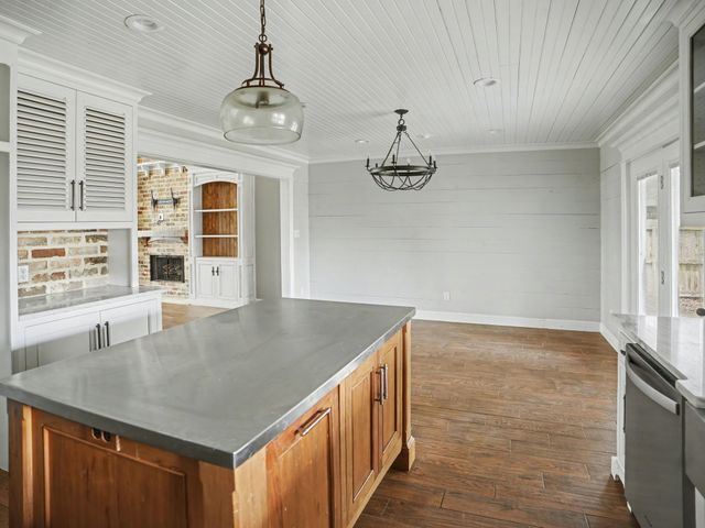 2802 Boyd Street, Ennis, TX 75119