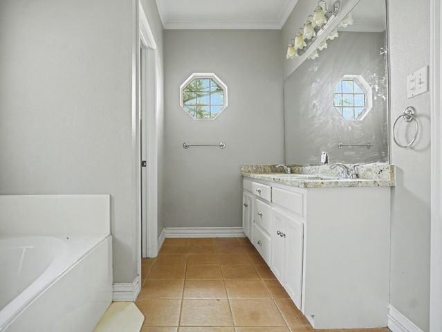 2802 Boyd Street, Ennis, TX 75119