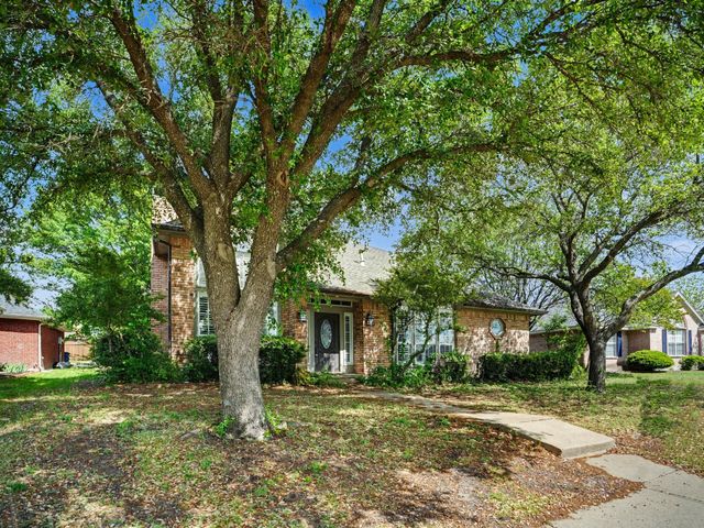 2802 Boyd Street, Ennis, TX 75119