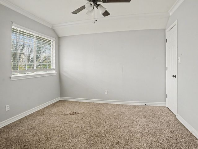 2802 Boyd Street, Ennis, TX 75119