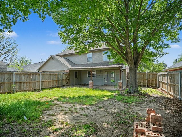 2802 Boyd Street, Ennis, TX 75119