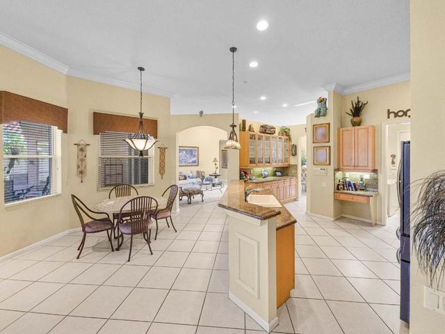 5318 Landon Circle, Boynton Beach, FL 33437