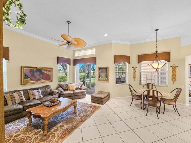 5318 Landon Circle, Boynton Beach, FL 33437
