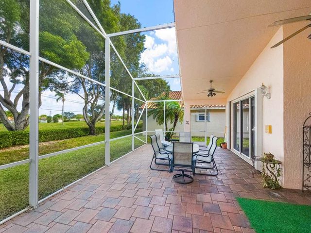 5318 Landon Circle, Boynton Beach, FL 33437
