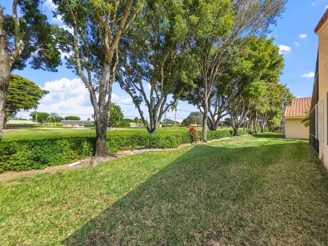 5318 Landon Circle, Boynton Beach, FL 33437