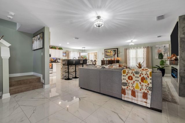 4800 SILENT CREEK Lane, Tallahassee, FL 32303