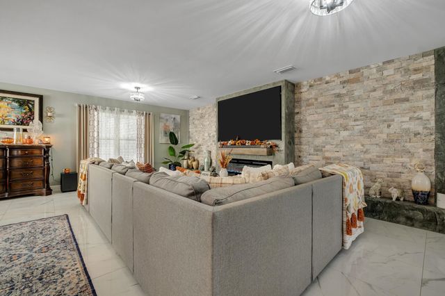 4800 SILENT CREEK Lane, Tallahassee, FL 32303