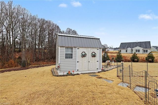 109 Silver Maple Drive, King, NC 27021