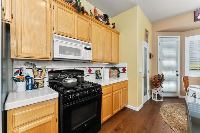 5548 Red Jasper Way, Antelope, CA 95843