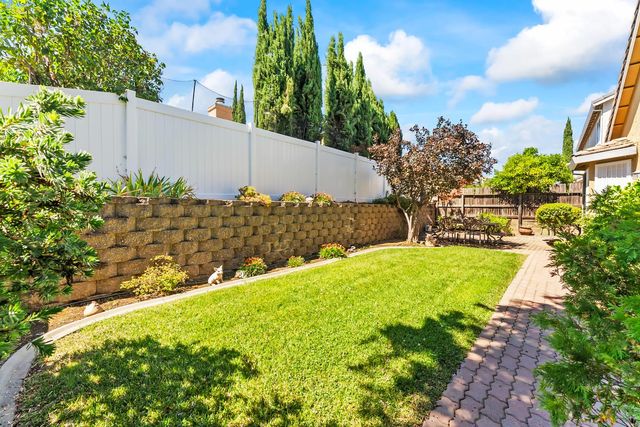 5548 Red Jasper Way, Antelope, CA 95843