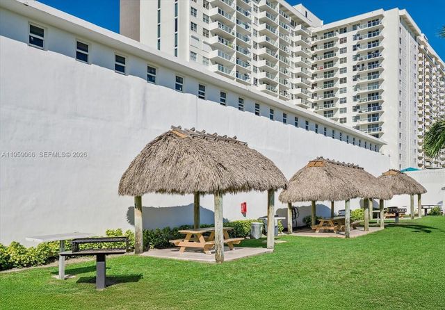 5601 Collins Ave 720, Miami Beach, FL 33140