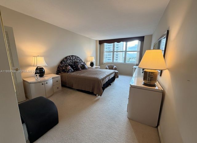 5601 Collins Ave 720, Miami Beach, FL 33140